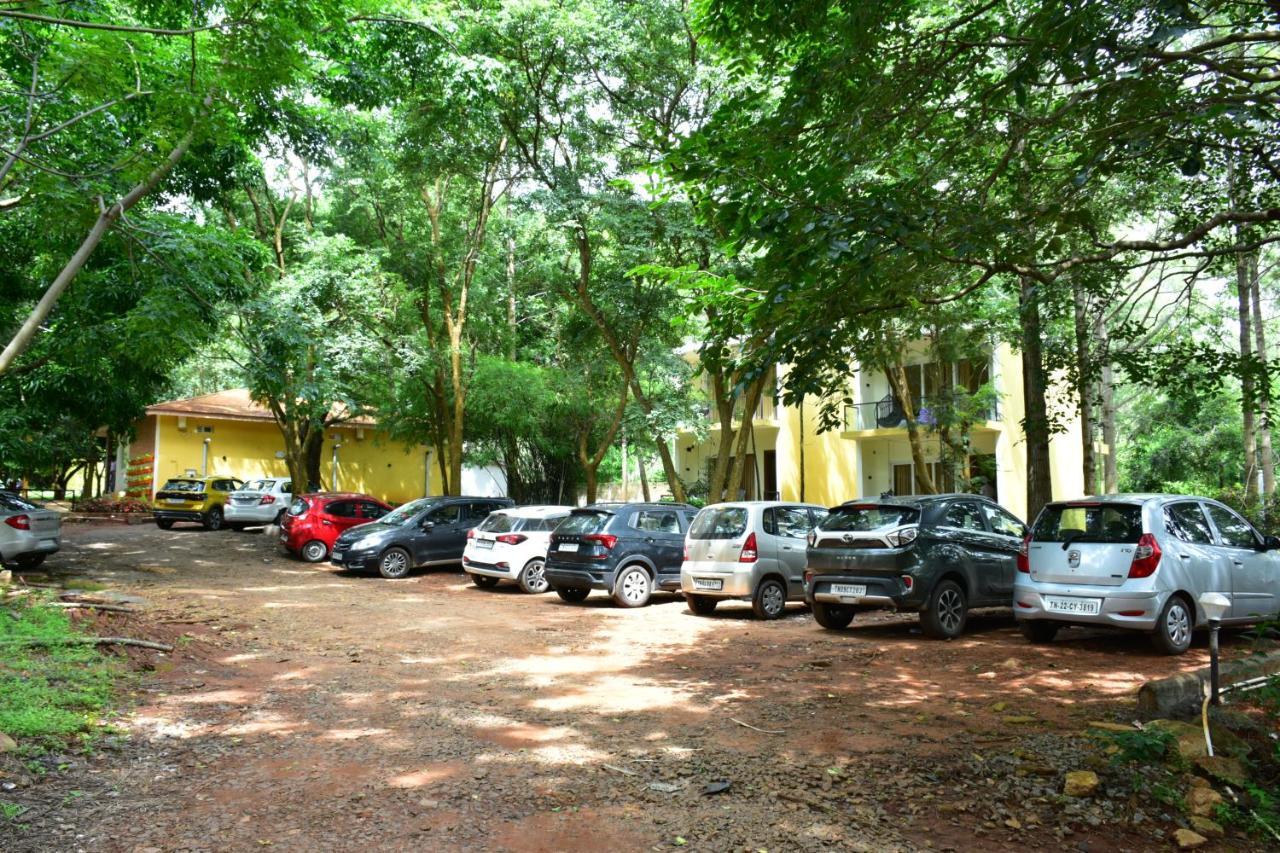 Zeenath Taj Gardens Yelagiri Exterior photo