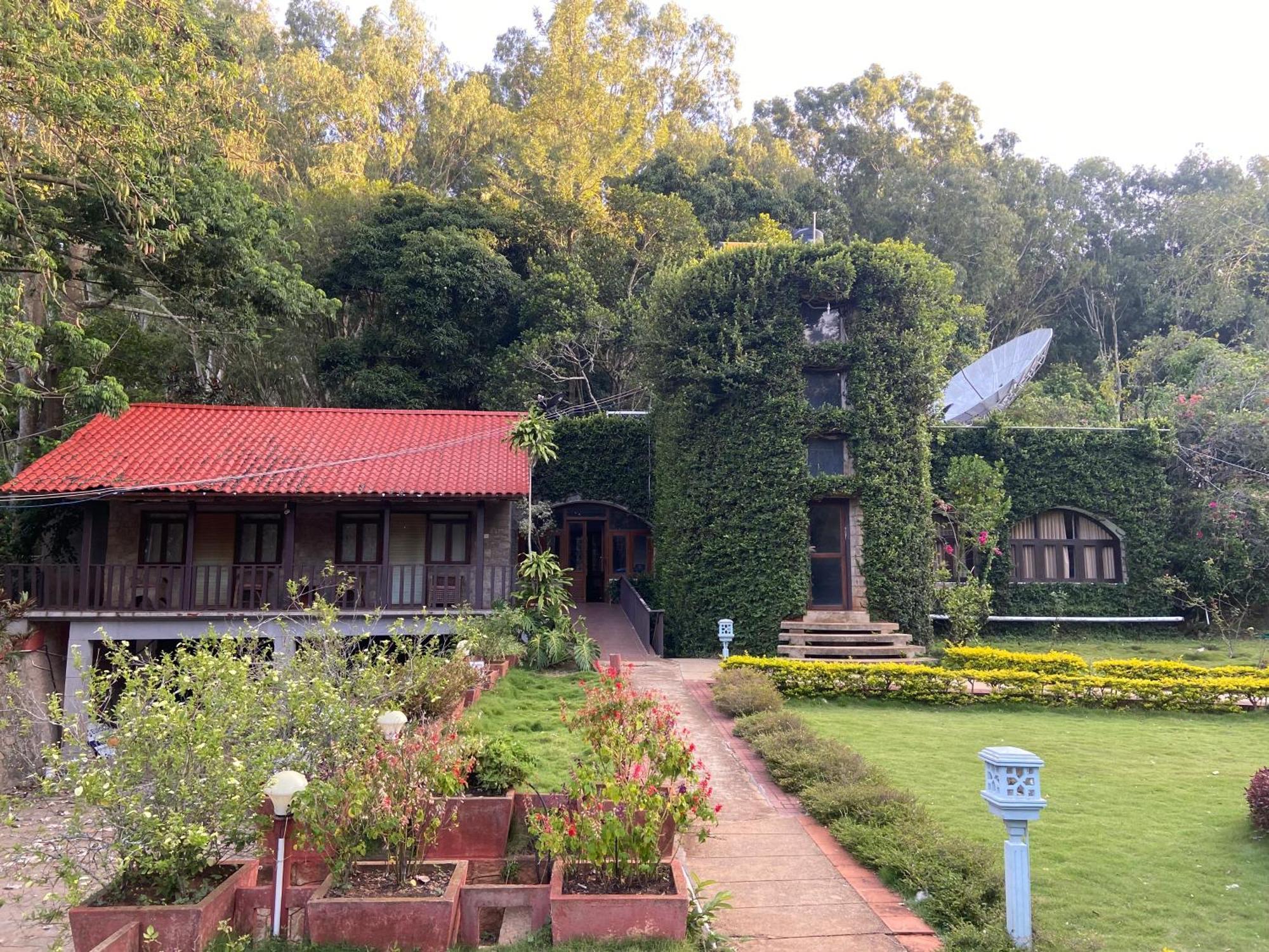 Zeenath Taj Gardens Yelagiri Exterior photo