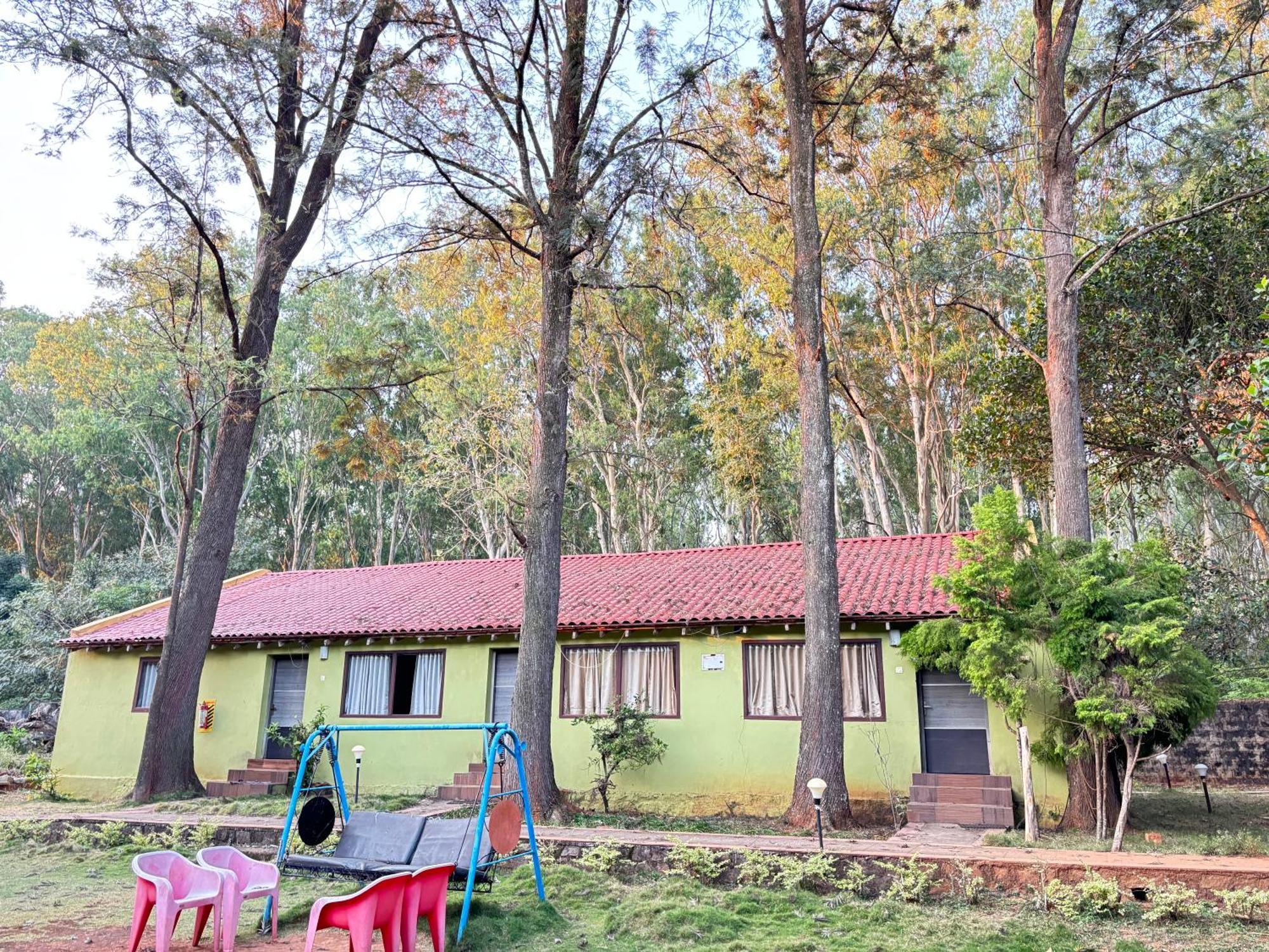 Zeenath Taj Gardens Yelagiri Exterior photo
